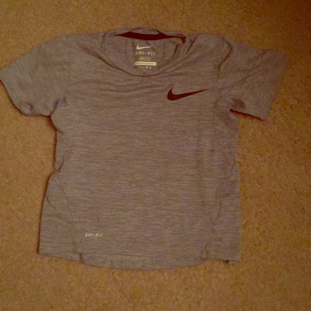 NIKE dri-fit T-shirt